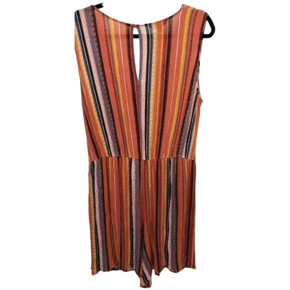 Apt.9 Women's Romper Size Large - Picture 7 of 8
